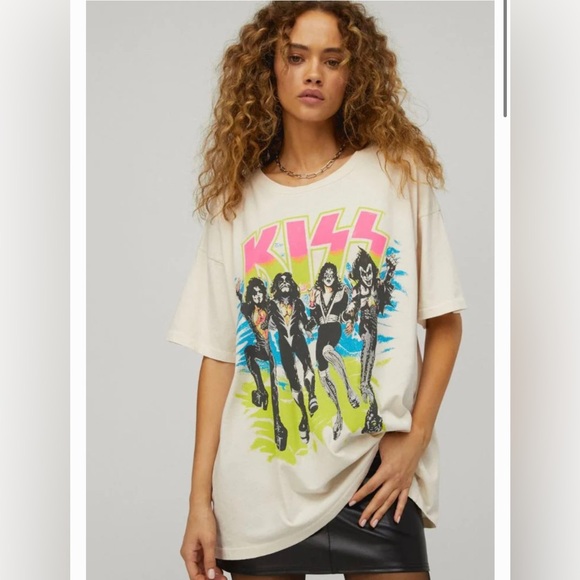 Daydreamer Kiss Destroyer merch tee - Picture 1 of 7